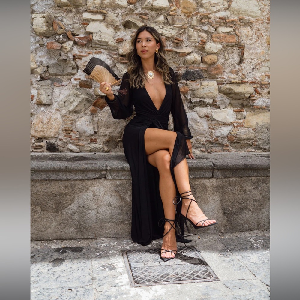 12th Tribe Black Long Sleeve Dress - Picture 2 of 3